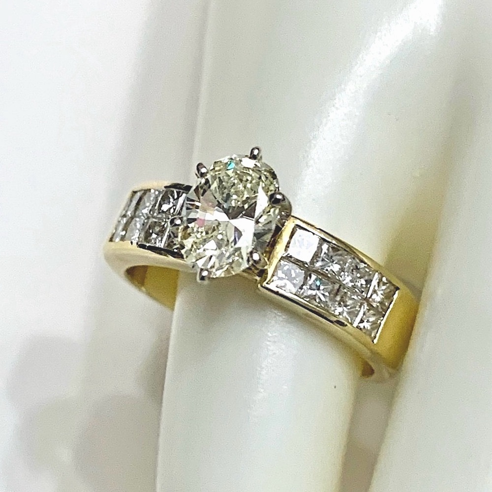 18K 1 Cwt. Fancy Yellow Oval & Princess Cut Diamond Solid Gold Ring